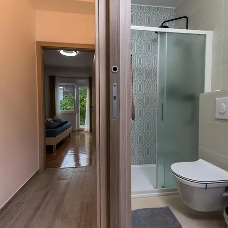 Apartment B&r